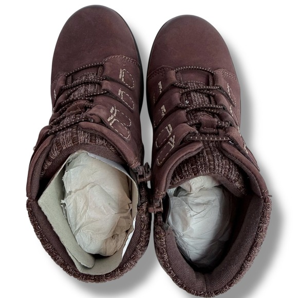 New Clarks Carleigh Jade Burgundy Nubuck Leather Knit Hiking Ankle Boots US 6M - Picture 7 of 16